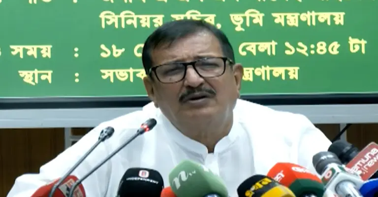 ভূমিমন্ত্রী মিজানুর রহমান মিনু